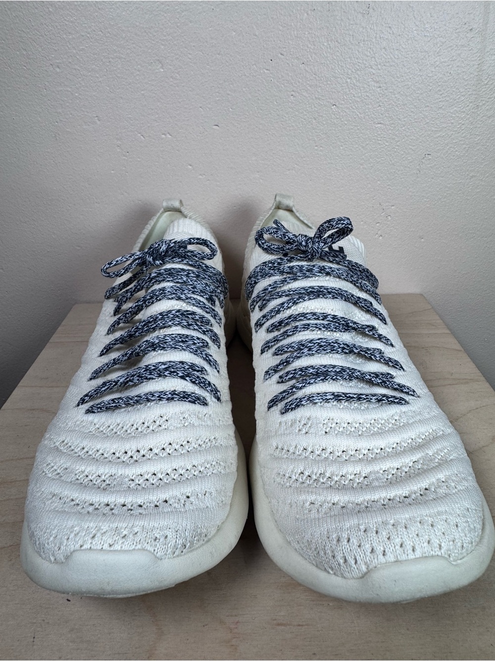 APL TechLoom Wave Cream Knit Sneakers Navy Accent Laces 8 - Picture 4 of 9
